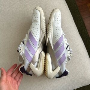 ADIDAS: UBERSONIC 5 TENNIS SHOES